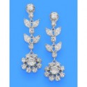 Pendientes oro 18 ktes. blancos largos forma flor, cierre presion